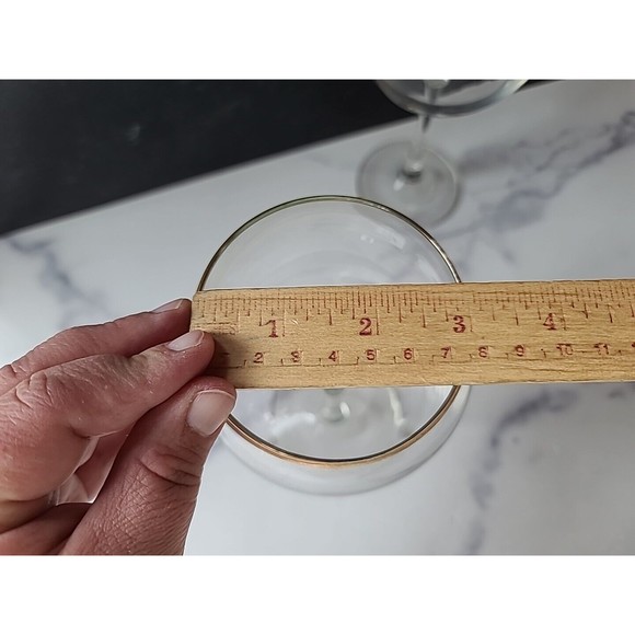 vintage gold rimmed wine glasses - Picture 4 of 10
